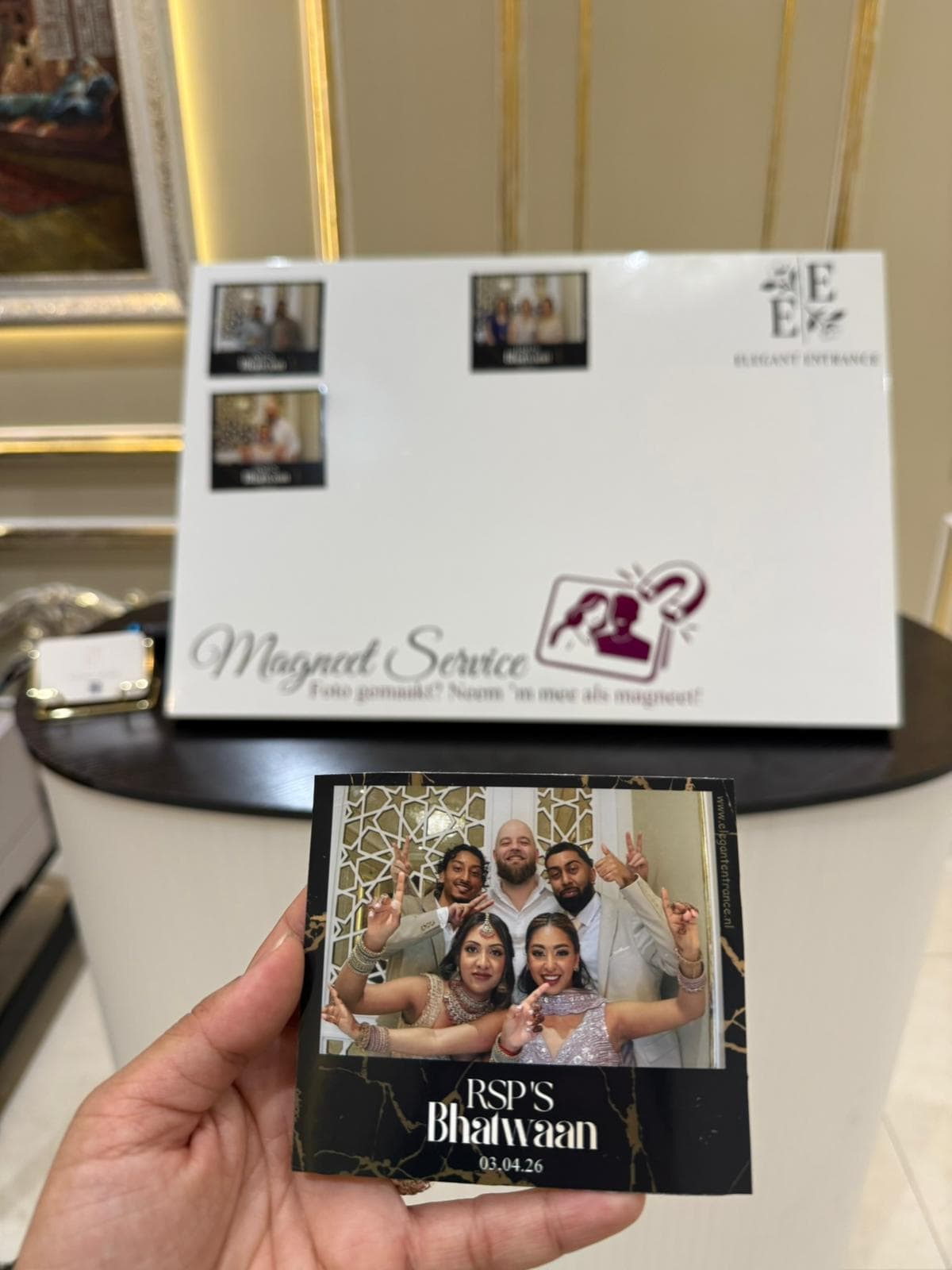 Magneetservice toonbank met persoonlijke fotomagneten